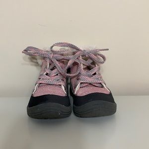 OshKosh B’gosh Baby size 5 Winter Boots